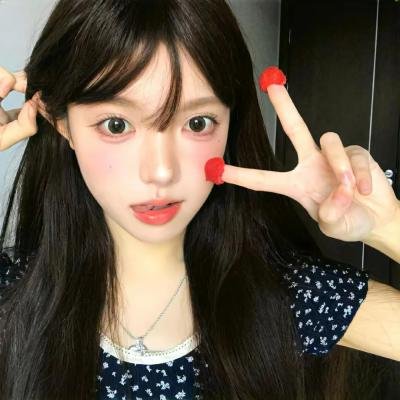 无法触碰的她